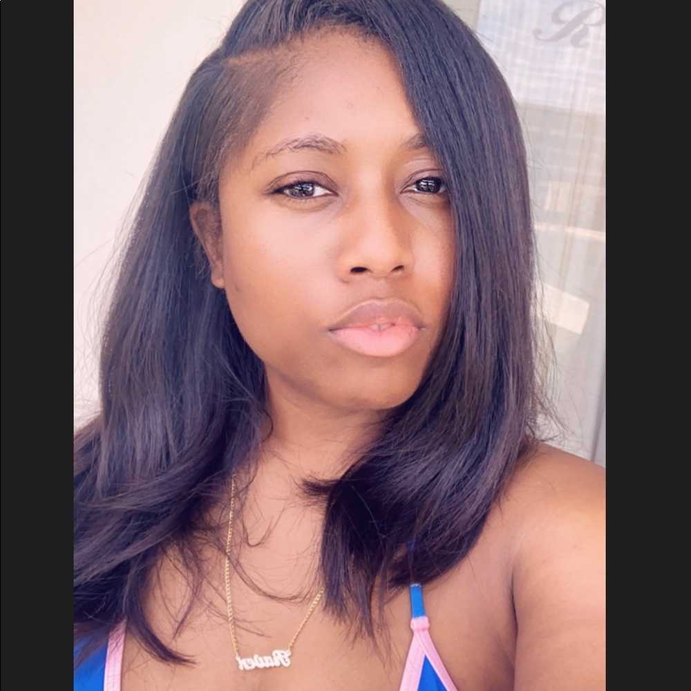 Meet your Posher, Raven